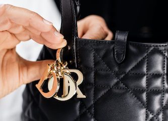 Dior Toujours Bag: A Symbol of Virtuoso Craftsmanship