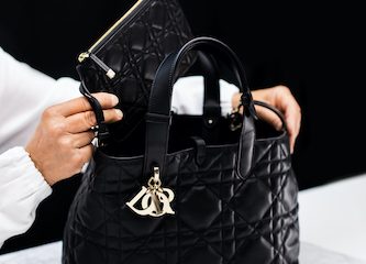 Dior Toujours Bag: A Symbol of Virtuoso Craftsmanship